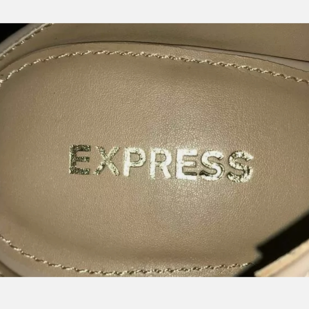 Express Heels - Picture 4 of 6